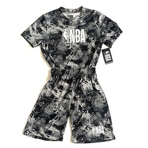 NBA Kids Sport Set Boys SIZE MEDIUM LARGE Gray Splash Camo Shirt Shorts Logo NWT